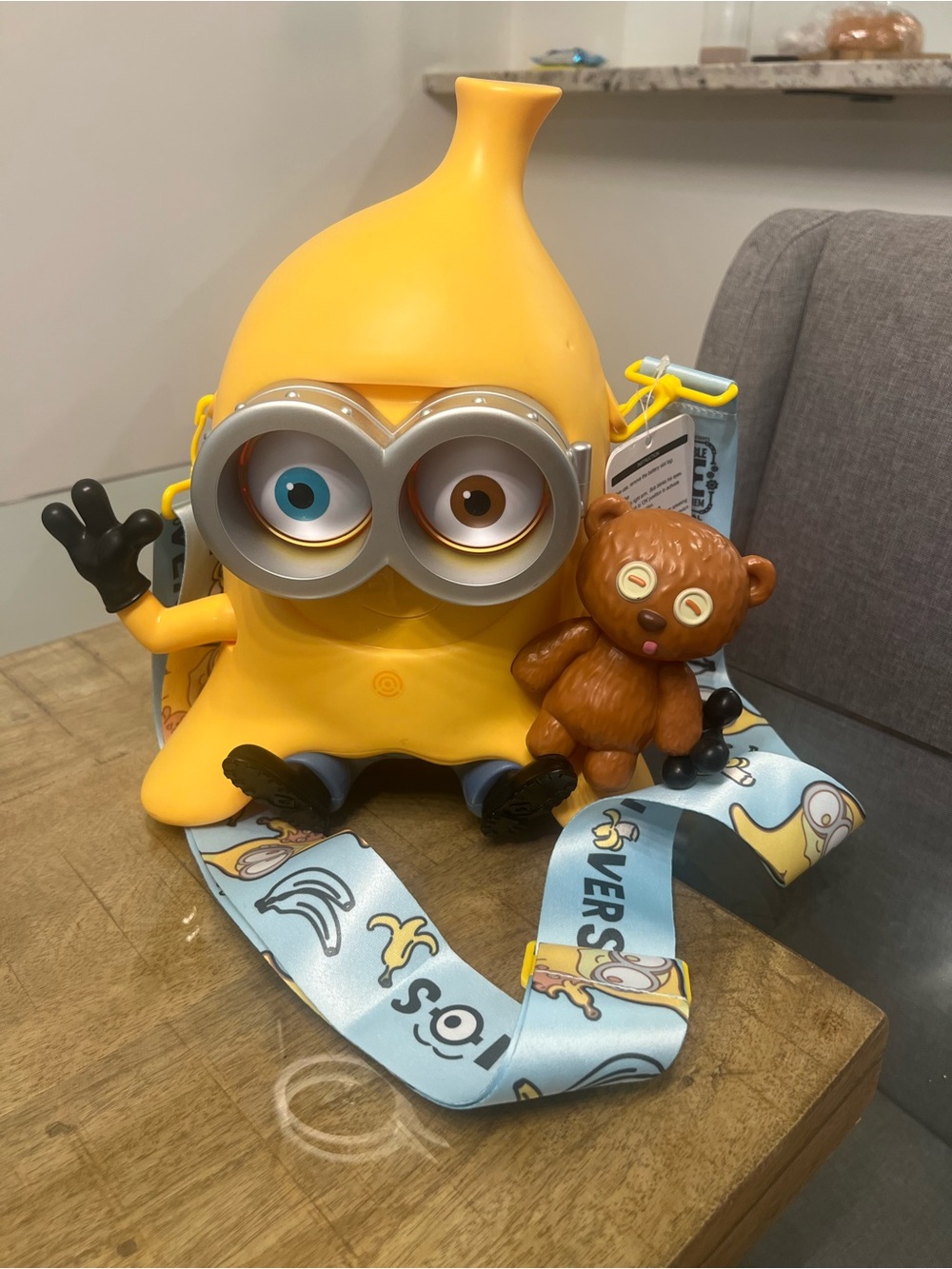 Universal Studios Florida Despicable Me Minion Tim Bear Banana Popcorn Bucket